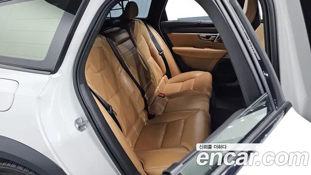 Volvo V90 2020 thumb 11