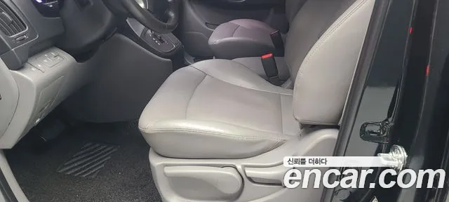 Hyundai Starex 2019 thumb 10