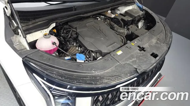 Kia Carnival 2024 thumb 6