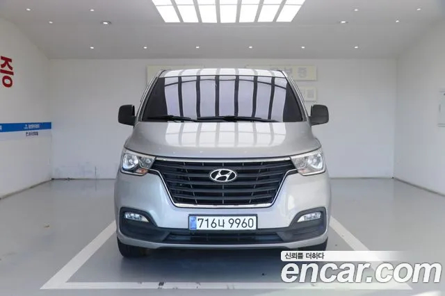 Hyundai Starex 2019 thumb 2