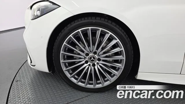 Mercedes-Benz C-Класс 2023 thumb 5