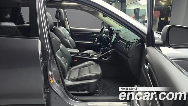 Renault-KoreaSamsung Koleos 2018 thumb 11