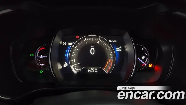 Renault-KoreaSamsung Koleos 2020 thumb 8