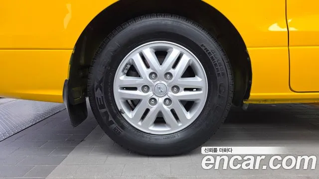 Hyundai Starex 2017 thumb 5