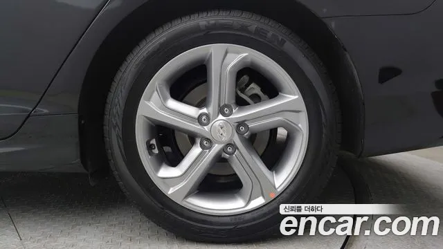 Hyundai Sonata 2017 thumb 6