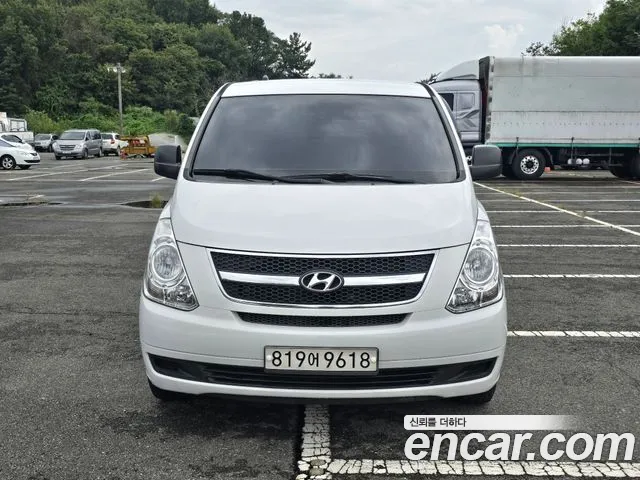 Hyundai Starex 2011 thumb 2