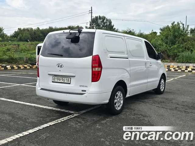 Hyundai Starex 2011 thumb 4