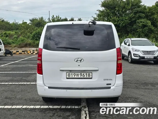 Hyundai Starex 2011 thumb 5