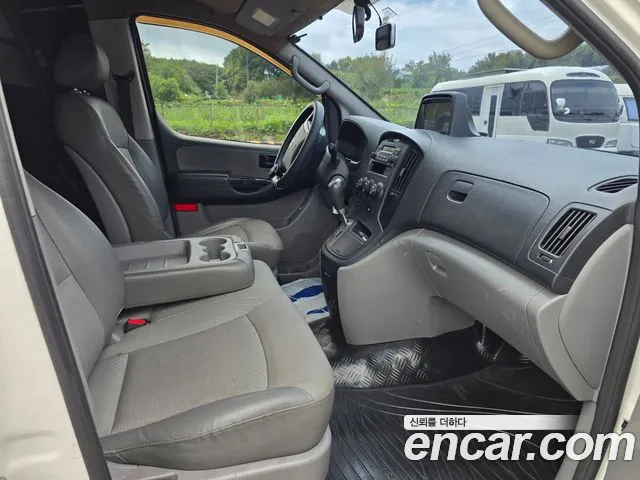 Hyundai Starex 2011 thumb 6