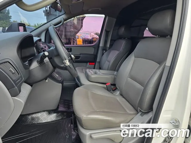 Hyundai Starex 2011 thumb 7