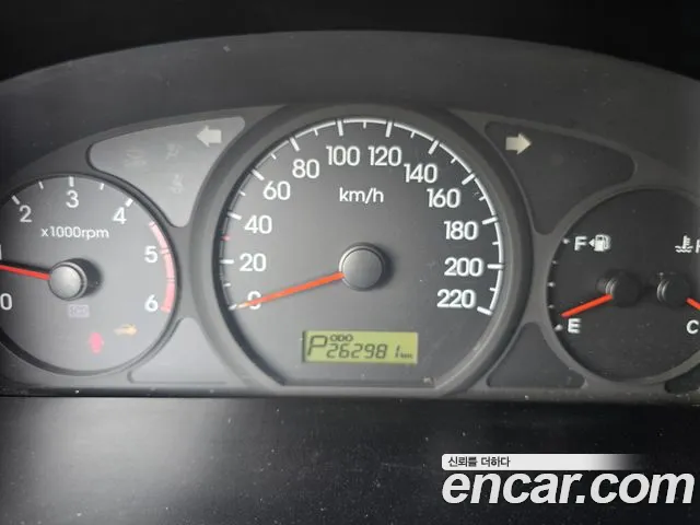 Hyundai Starex 2011 thumb 10