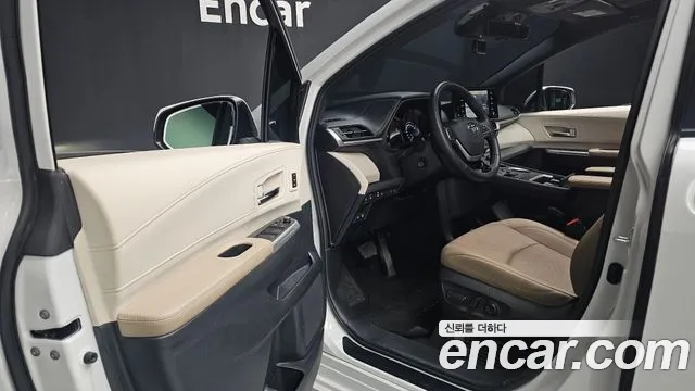 Toyota Sienna 2022 thumb 9