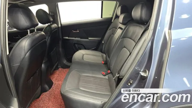 Kia Sportage 2012 thumb 11