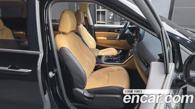 Kia Carnival 2021 thumb 12