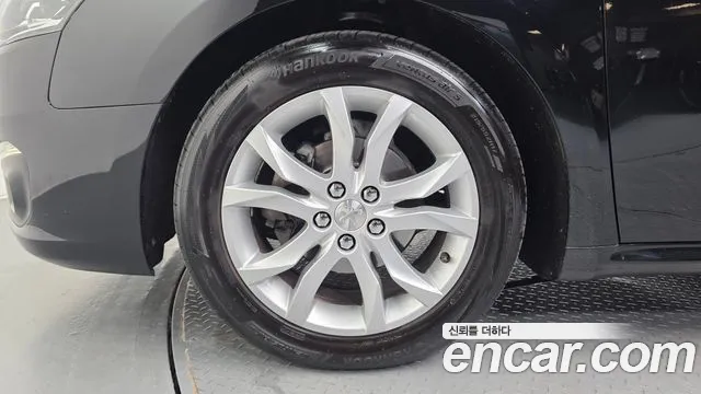 Peugeot 508 2016 thumb 5
