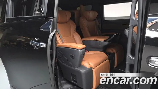 Toyota Alphard 2025 thumb 10