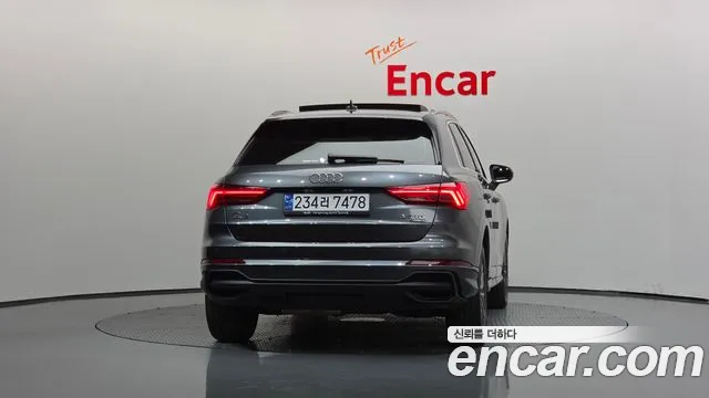 Audi Q3 2022 thumb 4