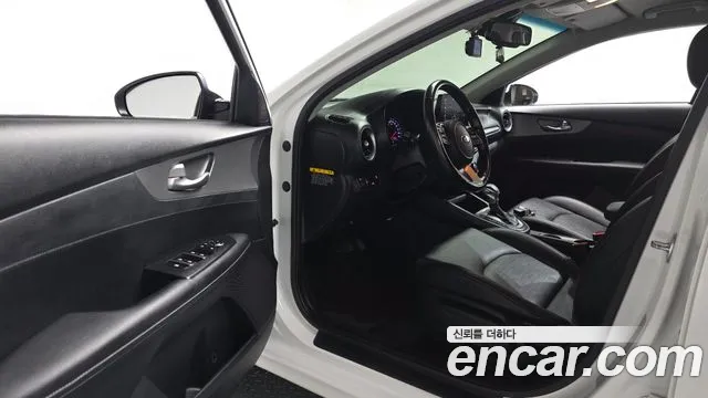 Kia K3 2019 thumb 9