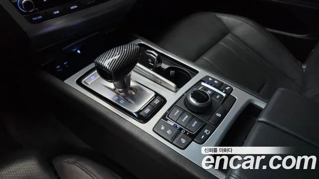 Genesis G80 2016 thumb 9