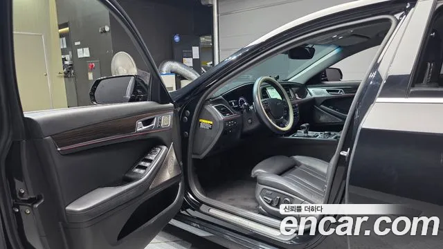 Genesis G80 2016 thumb 10
