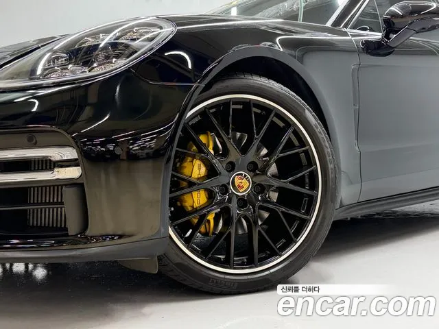 Porsche Panamera 2021 thumb 5