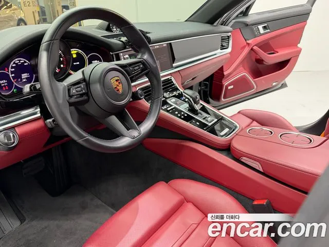 Porsche Panamera 2021 thumb 7
