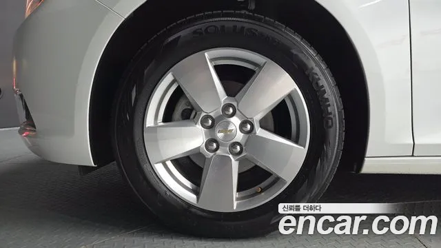 ChevroletGMDaewoo Malibu 2016 thumb 5