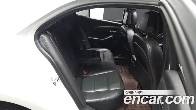 ChevroletGMDaewoo Malibu 2016 thumb 12