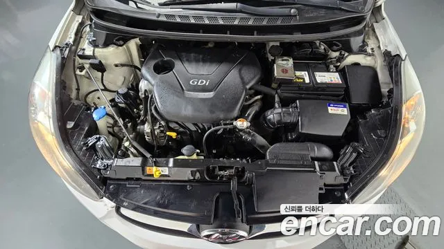 Hyundai Avante 2013 thumb 6