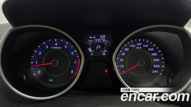 Hyundai Avante 2013 thumb 8
