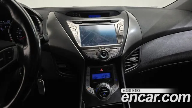 Hyundai Avante 2013 thumb 12