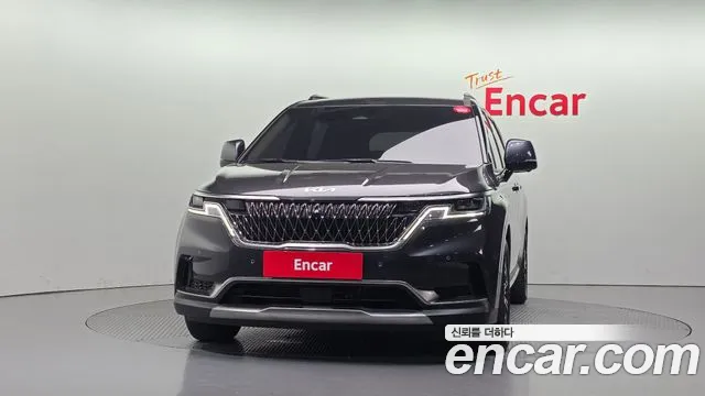 Kia Carnival 2023 thumb 3