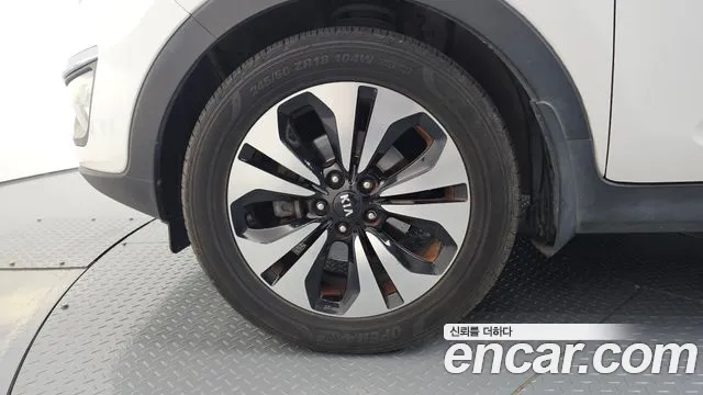 Kia Sportage 2011 thumb 5