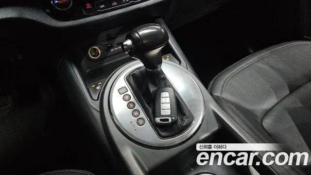 Kia Sportage 2011 thumb 9