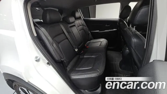 Kia Sportage 2011 thumb 11