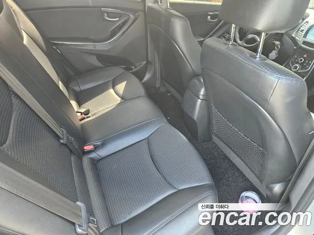 Hyundai Avante 2013 thumb 9