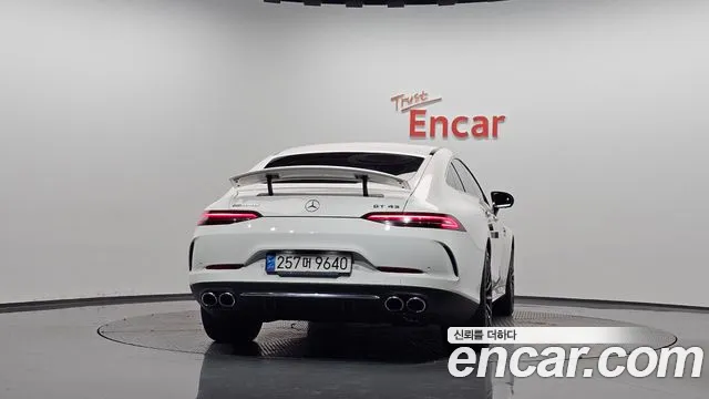 Mercedes-Benz AMG GT 2019 thumb 3