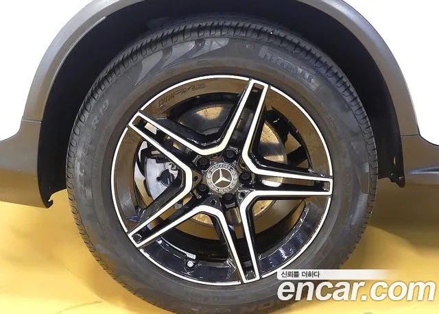 Mercedes-Benz GLC 2023 thumb 5