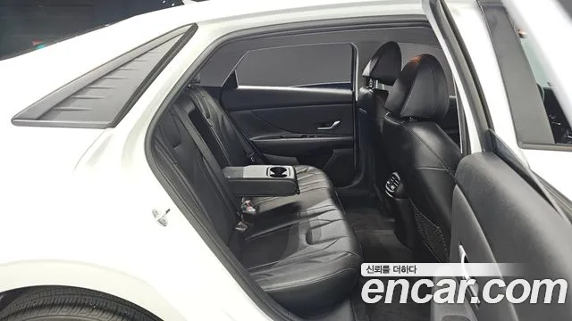 Hyundai Avante 2022 thumb 11