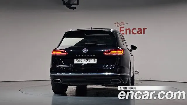 Volkswagen Touareg 2020 thumb 3
