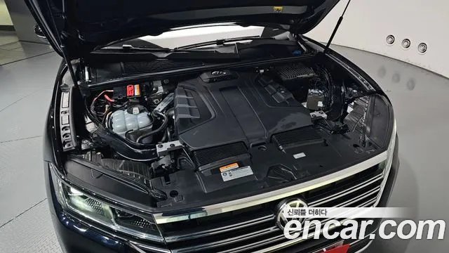 Volkswagen Touareg 2020 thumb 5
