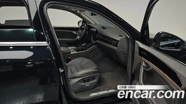 Volkswagen Touareg 2020 thumb 10