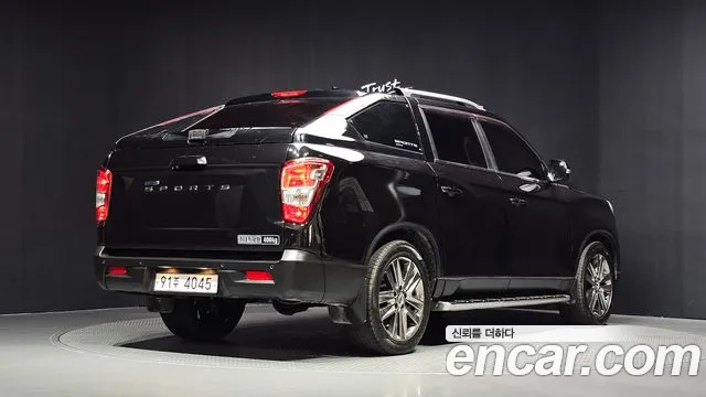 KG_Mobility_Ssangyong Rexton 2018 thumb 2