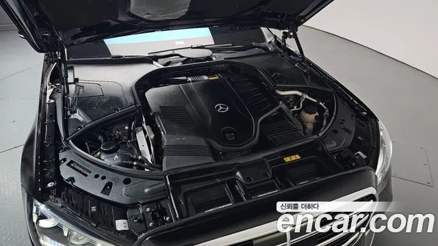 Mercedes-Benz S-Класс 2023 thumb 5