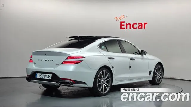 Genesis G70 2021 thumb 2