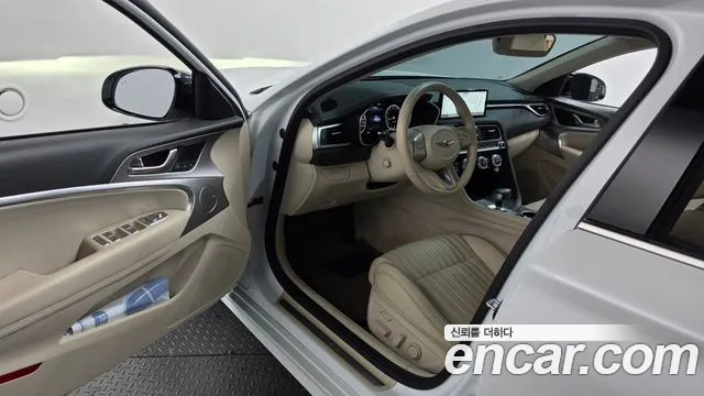 Genesis G70 2021 thumb 10