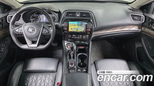 Nissan Maxima 2017 thumb 7