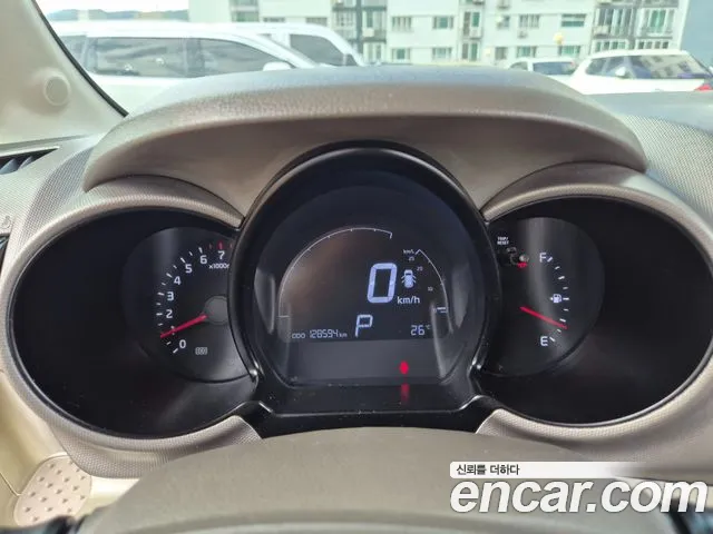 Kia Ray 2013 thumb 10