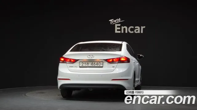 Hyundai Avante 2018 thumb 4