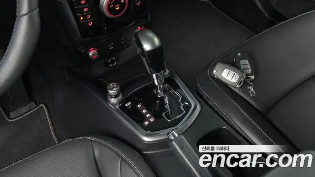 KG_Mobility_Ssangyong TIBOLI 2018 thumb 8